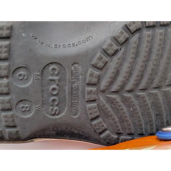 Dragon Ball Z x Crocs Classic Clog Goku 210826-90H Unisex Size MEN 6 WOMEN 8 - Picture 9 of 9